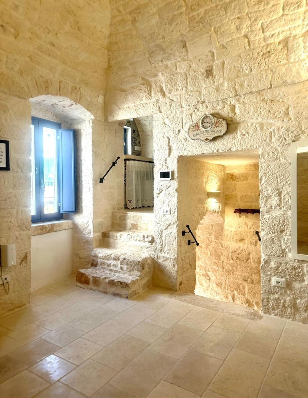 Suite La Petra Ceglie Messapica Bagian luar foto